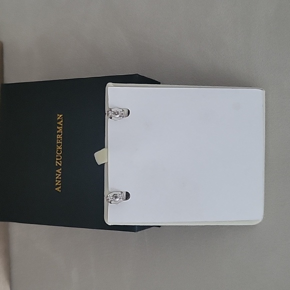 Anna Zuckerman white gold 2 carat studs - Picture 2 of 4